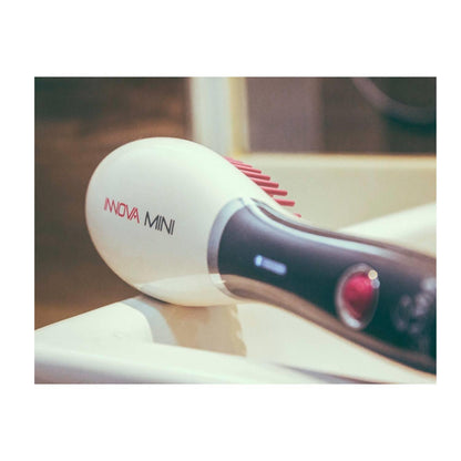 Cepillo Alisador Caliente Innova Mini Gama Nano Silver Cerámica Modela